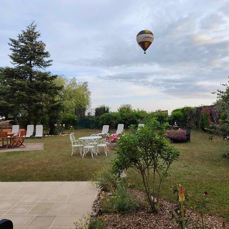 La Maison Genevier - Chambre Doreline Montreuil-en-Touraine Екстериор снимка