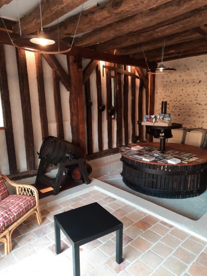 La Maison Genevier - Chambre Doreline Montreuil-en-Touraine Екстериор снимка